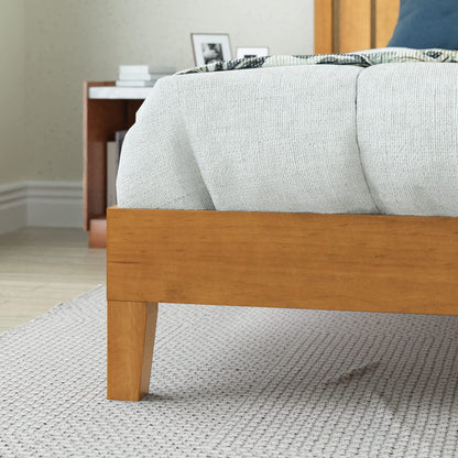 ZINUS Vivek Wood Platform Bed Frame with Headboard Queen